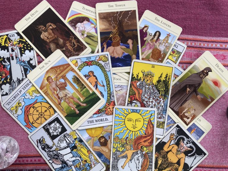 Tarot Readings: Fear vs Empowerment